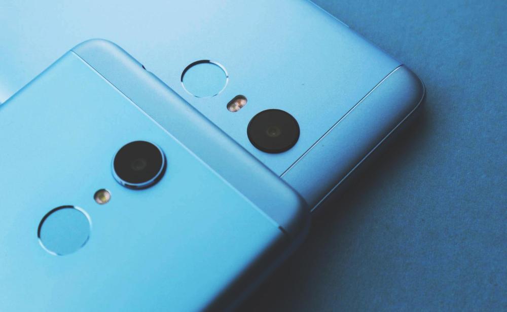 同为千元全面屏 红米5 Plus跟荣耀7X比较有何