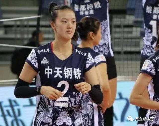 女排第十轮焦点战:最强矛对上最强盾,江苏3:0完胜八一