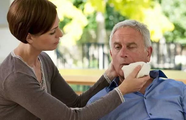 中风口眼歪斜、破伤风?1种中药就能治,祛风定