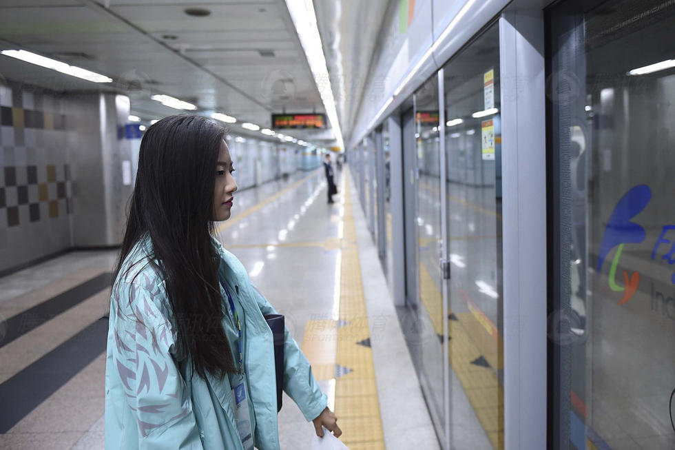 亚运志愿者的一天 韩国美女钟爱阳光男孩