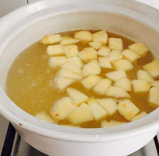 宝宝半个月之内发生巨大变化,功劳都在婆婆煮