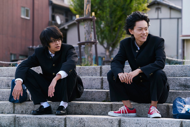 一整晚舔苏打！日本连映4部菅田将晖电影