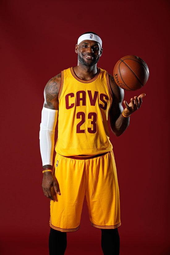 骑士定妆照出炉 詹皇率三巨头霸气亮相