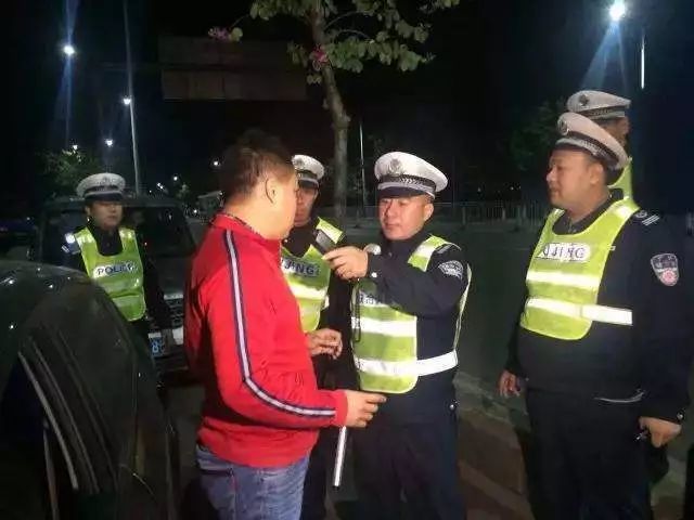 国内首例,醉驾撞人却不用判刑,他怎么做到的?