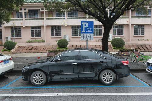 除了蓝色车位,南宁将来还有黄色车位!用途是啥