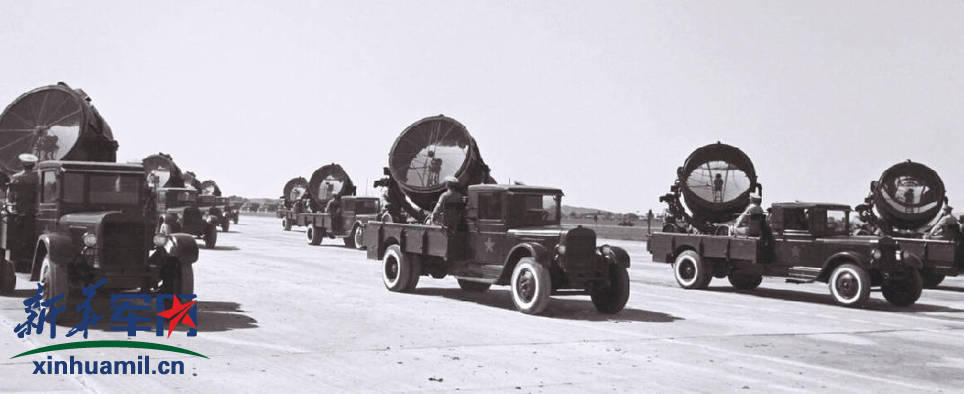 经典!新中国最初10年国庆阅兵回顾