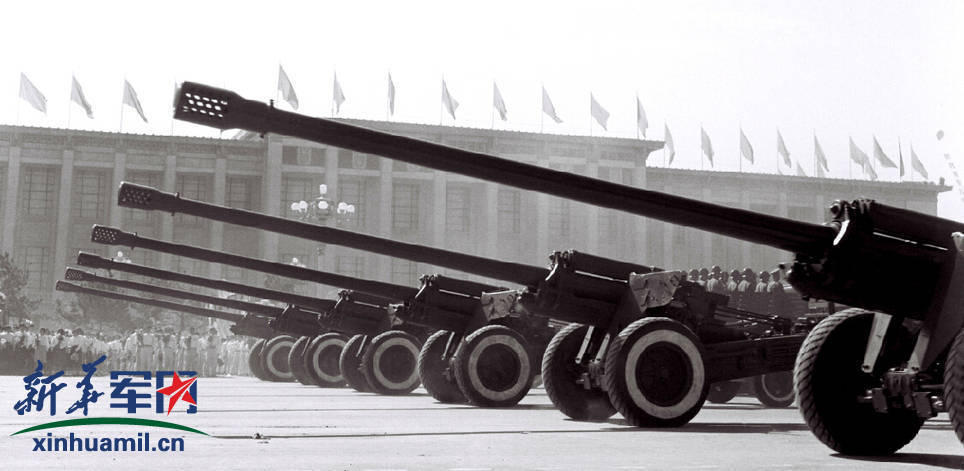 经典!新中国最初10年国庆阅兵回顾