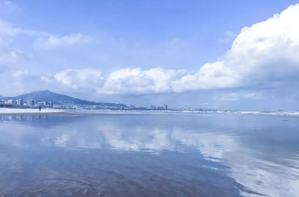 海是云的镜子