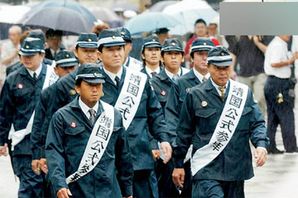 南京大屠杀80周年纪念日,日本军校学生却集体"拜鬼"引起不满