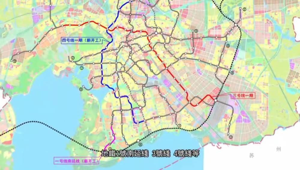 在媒体见面会上播放了一段视频, 详细介绍了无锡市2017年以来的经济
