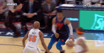 【影片】血性！威少遭尼克老將撂翻  舌頭受傷連吐三口血水-黑特籃球-NBA新聞影音圖片分享社區