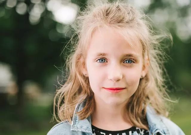 没病?从长发飘飘到秃头谢顶,这就是她辞职写作