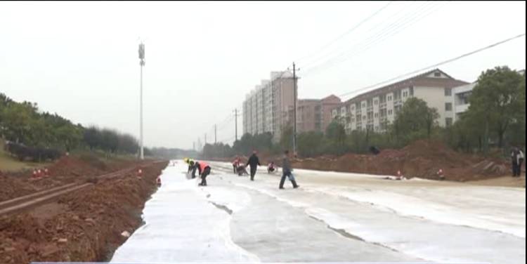 澧县临江东路路改工程推进迅速