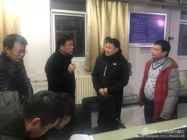 西安环保局局长陈松林带队夜查冬防大气污染防