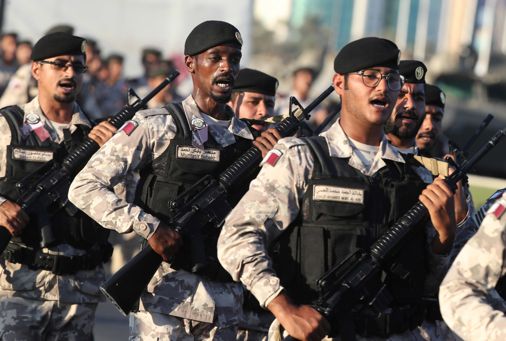 卡塔尔举行国庆阅兵,14个方阵首次迈着中国式
