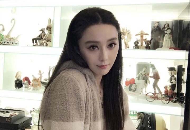 范冰冰公司三年零离职率 年终奖金有七位数