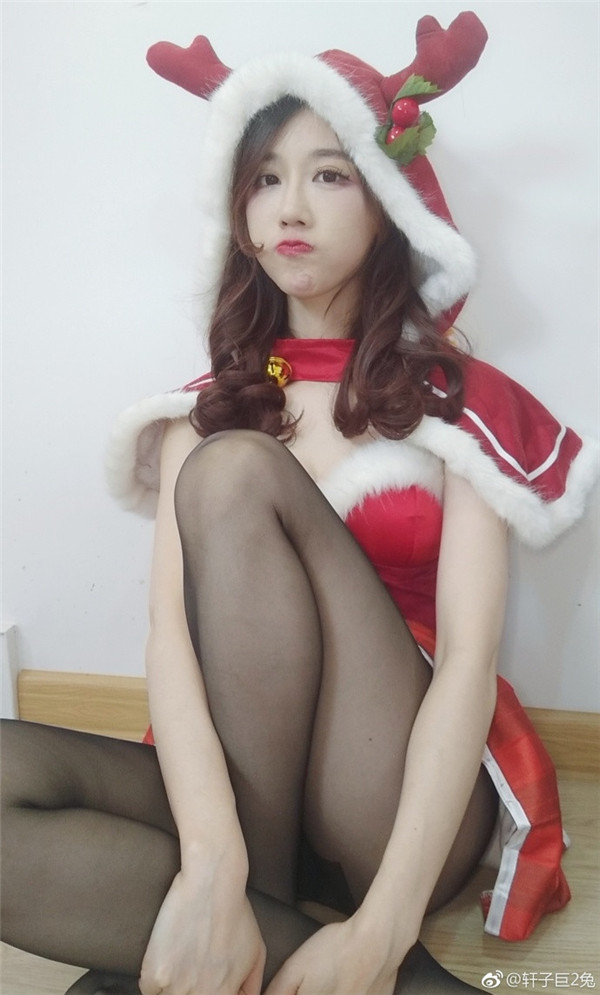 斗鱼第一御姐 轩子巨2兔 诱惑COS《王者荣耀