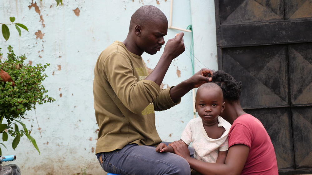 世界上最穷非洲国家,人们到底月收入多少钱