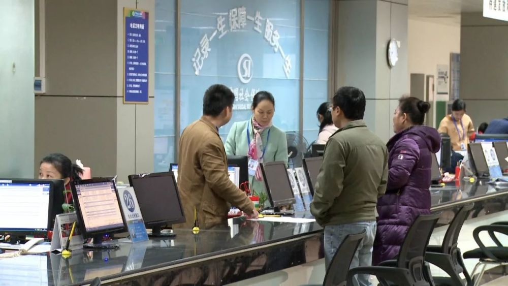 玉林:大病保险护航贫困患者 基本医保报销再提