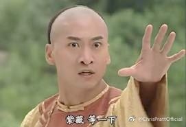 紫薇等一下 克里斯·帕拉特晒与尔康表情包对比图