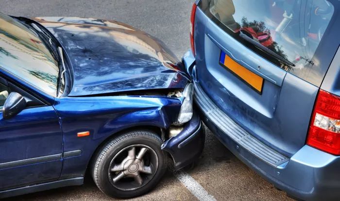 在美国车和女人更能不外借!连带责任巨大,保险