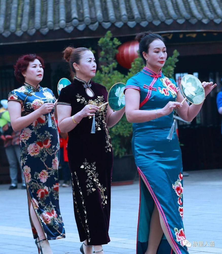 遂宁影像#2018年历:心中永驻芳华--遂宁秋韵艺