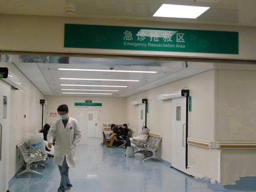 婆婆听信偏方,导致2岁孙子送医抢救,医生:你怎