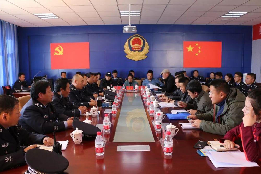 玉树州公安局考核组莅临我局开展2017年度绩