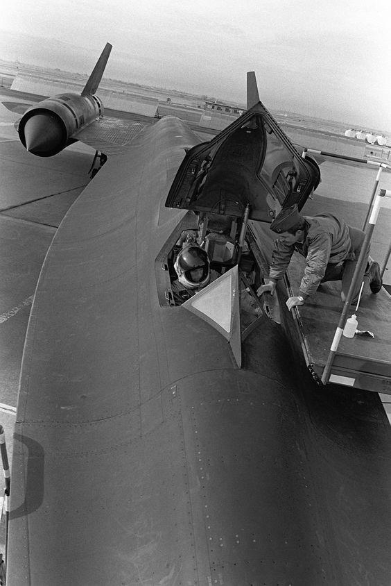 黑鸟比子弹还快 造它的材料竟来自苏联_腾讯网