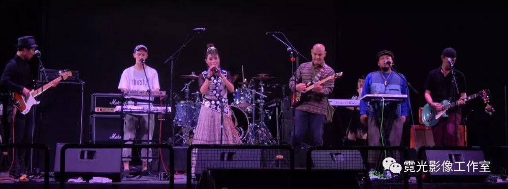 濮曼乐队带着不一样的《傈僳酒歌》为傈僳族同