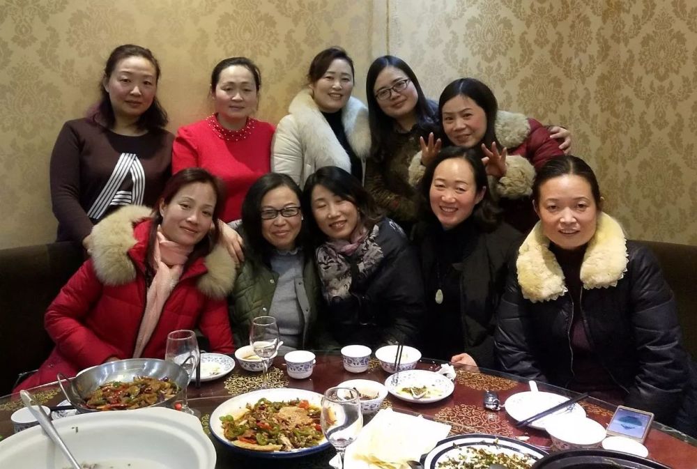 教我如何不爱她们