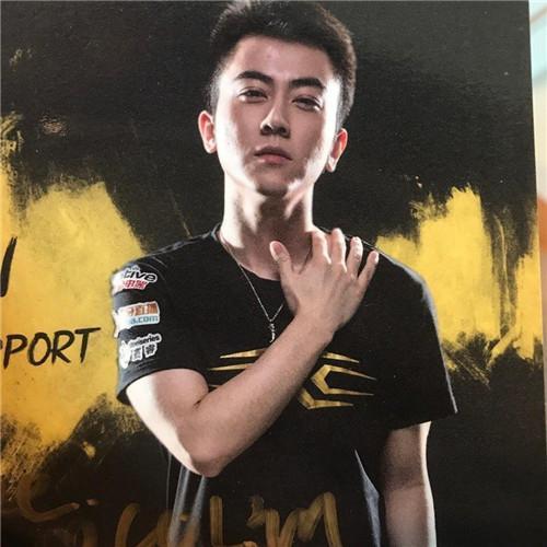 SS战队老板实名力挺蛇哥:如果这货开外挂被锤