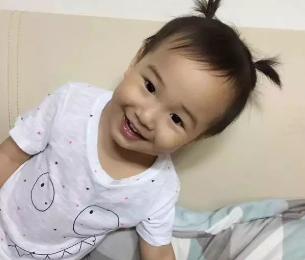 儿童短发扎法,打造短发女宝俏皮感