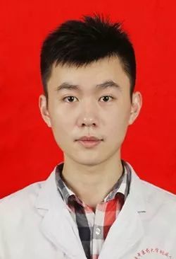 小科室也有大作为,在肛肠科,蔡而玮一干三十年