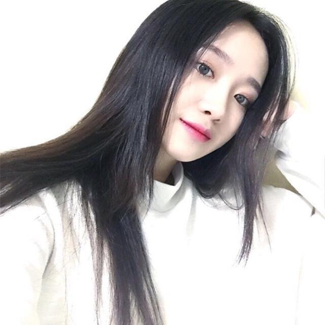 奔三的女人别乱烫头,今年流行这几款发型,年轻15岁