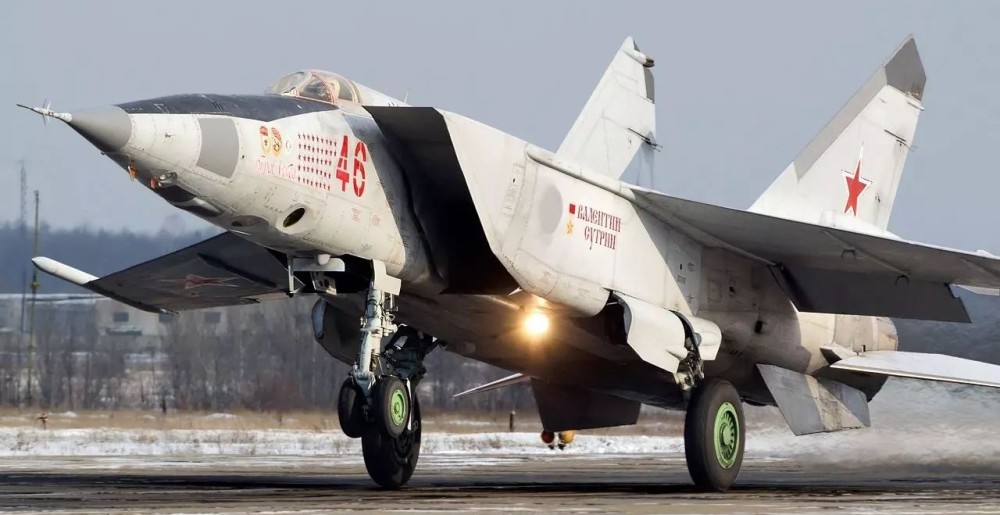 人类飞的最高最快的战斗机,欲擒黑鸟的苏联米