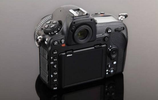 让照片拍摄挖掘更多的潜能:尼康D850单反相机