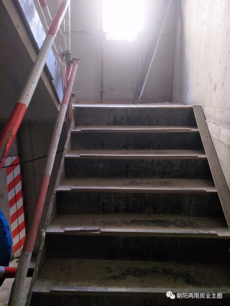 C区8#楼道 实拍视频