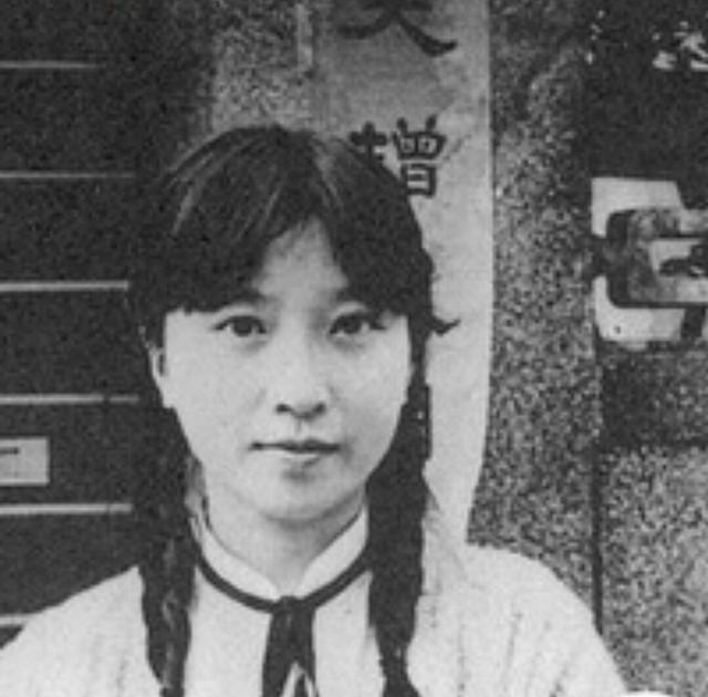 此人原来就是《伪装者》中汪曼春原型,最后活