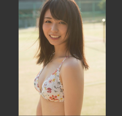 大卖的秘诀？长滨祢留谈写真集