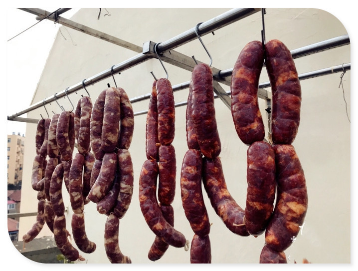 自己在家也能灌香肠,绝不放任何添加剂,吃的更