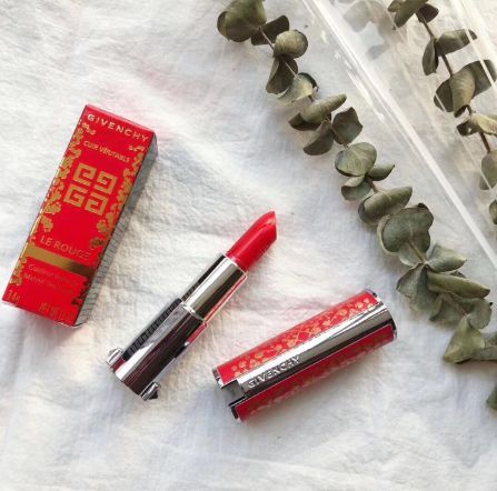 卖到断货的2018狗年限定,凭什么让万千少女疯