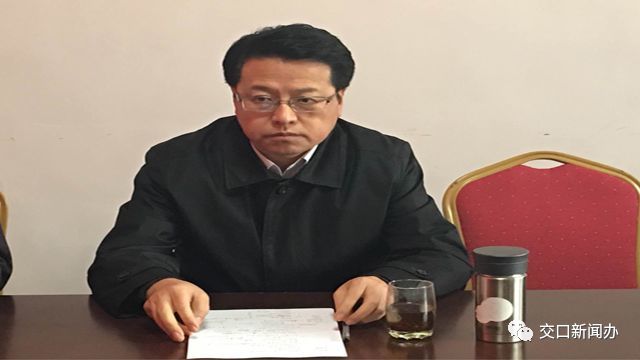 市政协副主席刘继隆走访慰问交口县结对帮扶贫