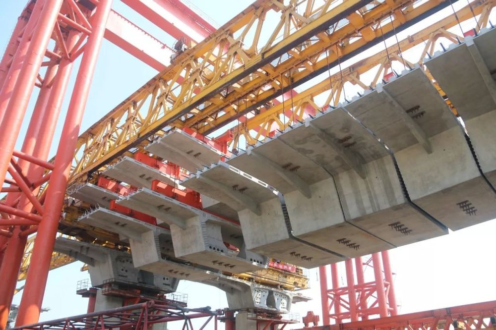 中铁大桥局四公司参建的芜湖长江公路二桥通车