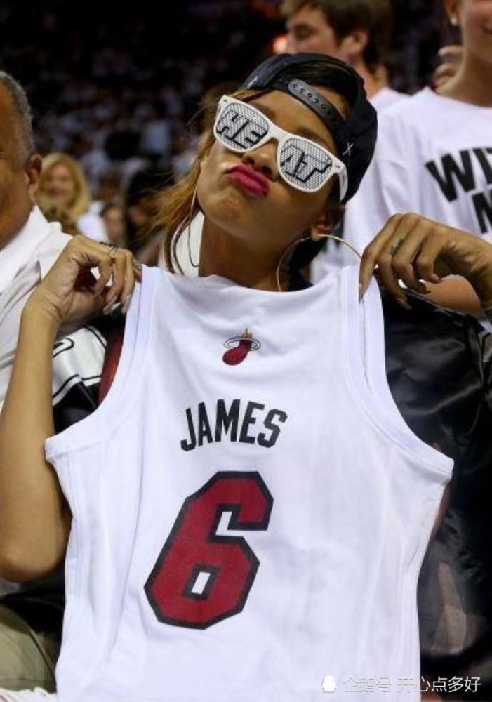 女球迷怎样表白NBA球星,科比女粉丝最疯狂