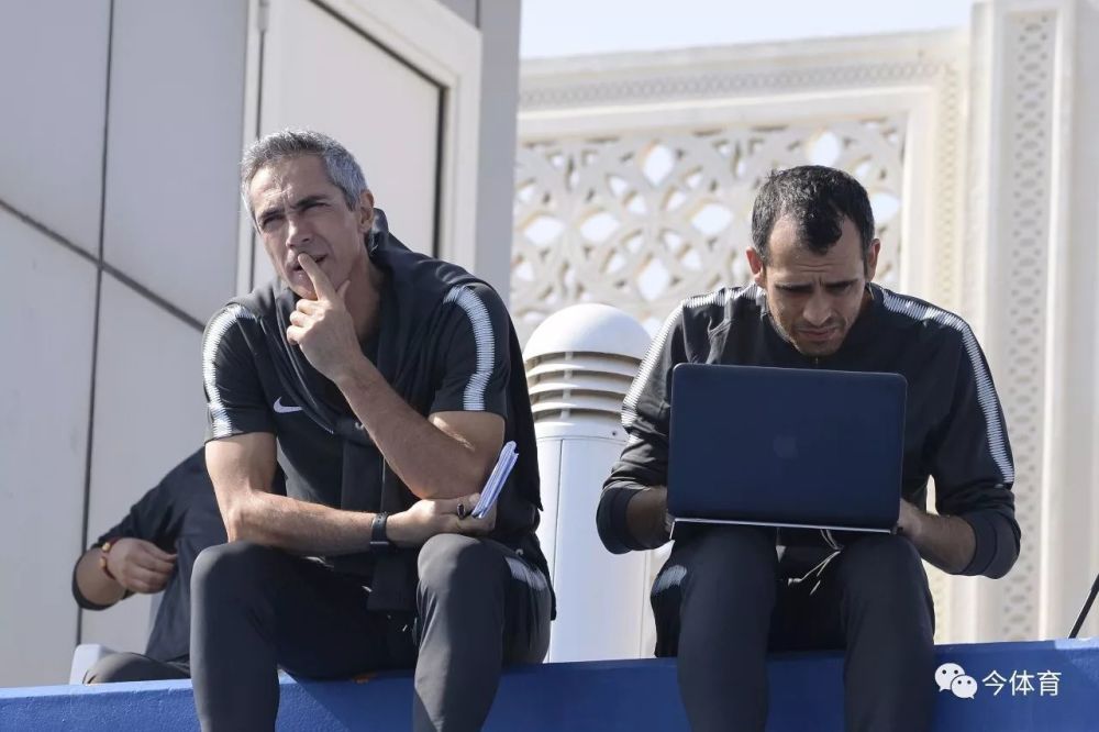 备战亚冠资格赛时间紧迫,索萨选择延续卡帅打