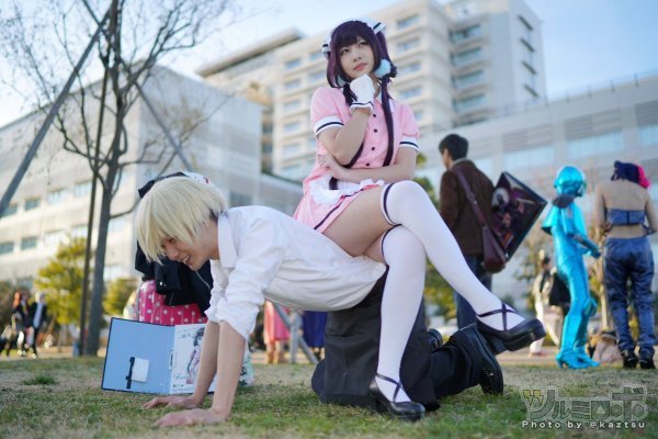 气场太强！C93莓香COS引发广泛关注