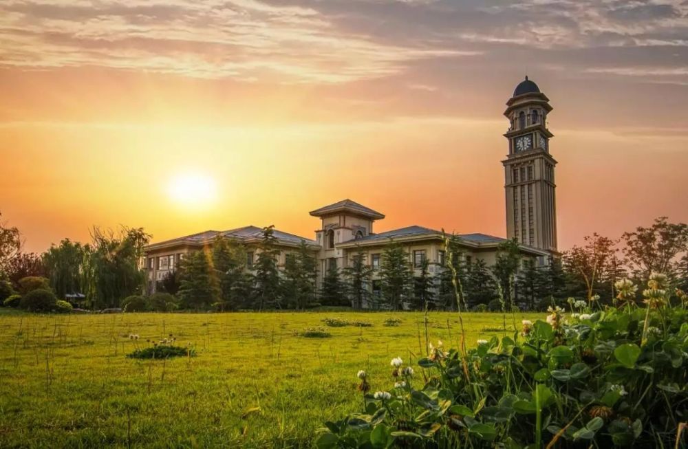 再见2017,你好2018。恭祝全莱西人民2018元旦