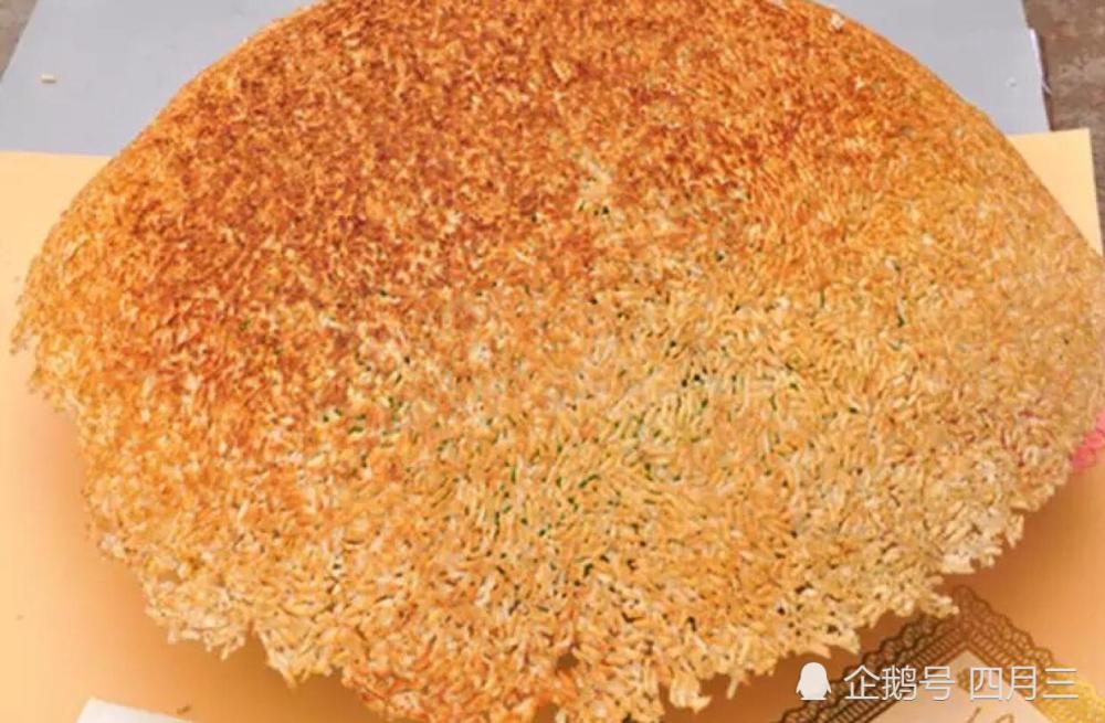 农村土灶锅巴,浇点油香喷喷,成为消失的美味,7