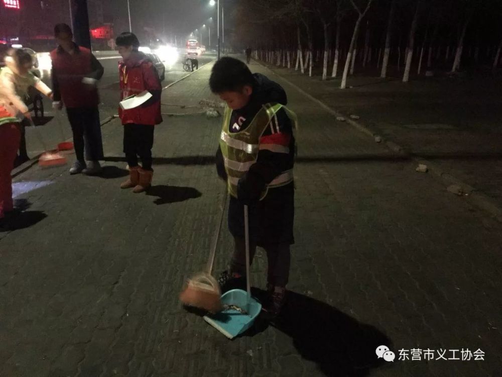 一杯姜茶,温暖中国,凌晨四点我们相约东营